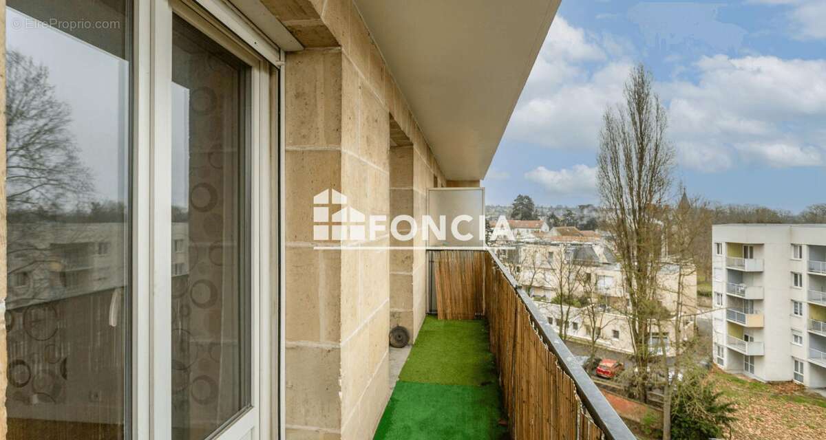 Appartement à SAVIGNY-SUR-ORGE