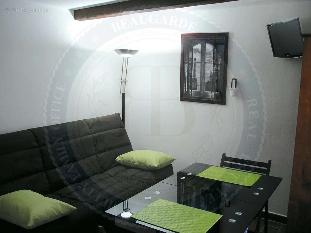 Appartement à PARIS-2E