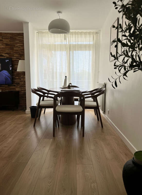 Appartement à LIVRY-GARGAN