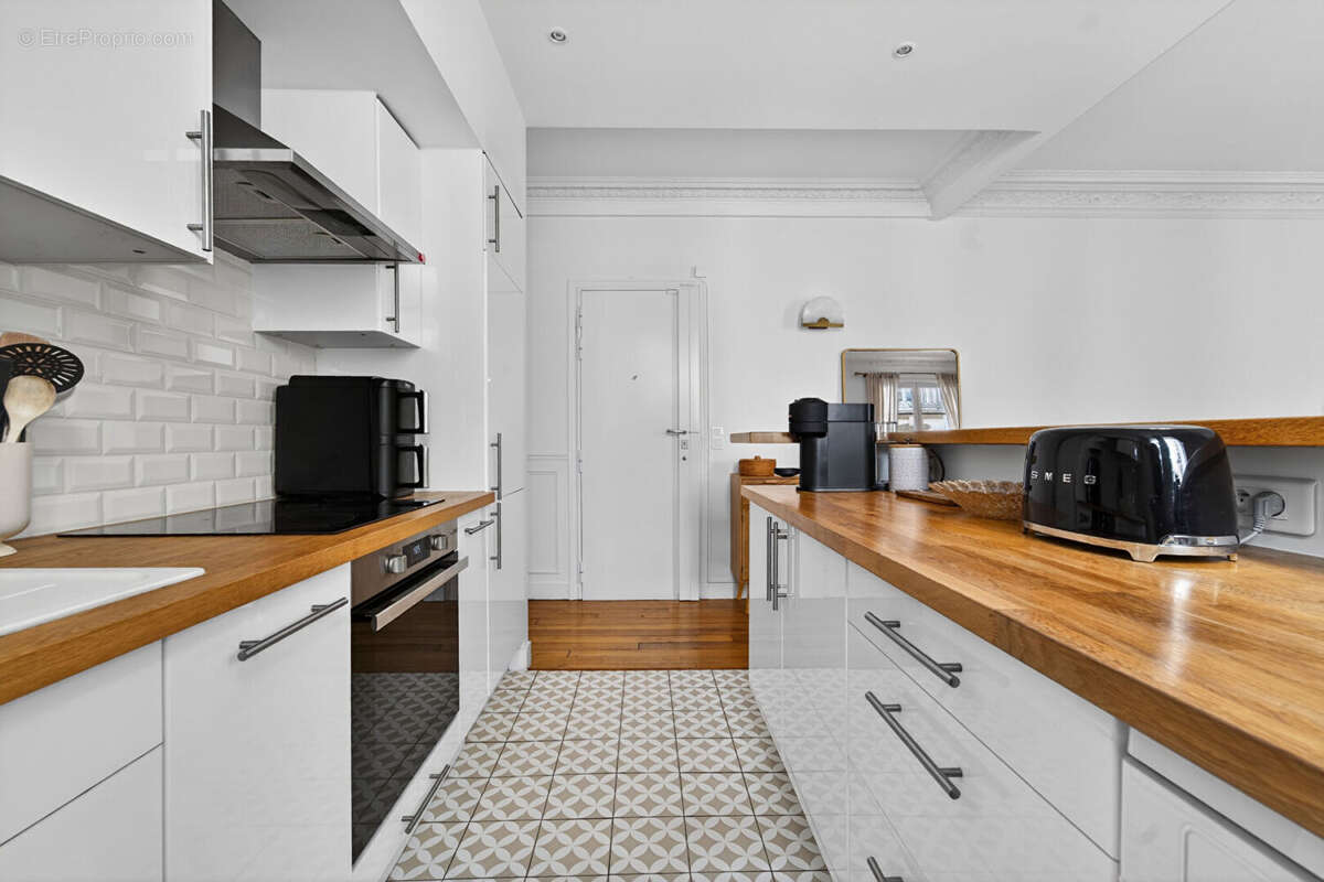 Appartement à PARIS-20E