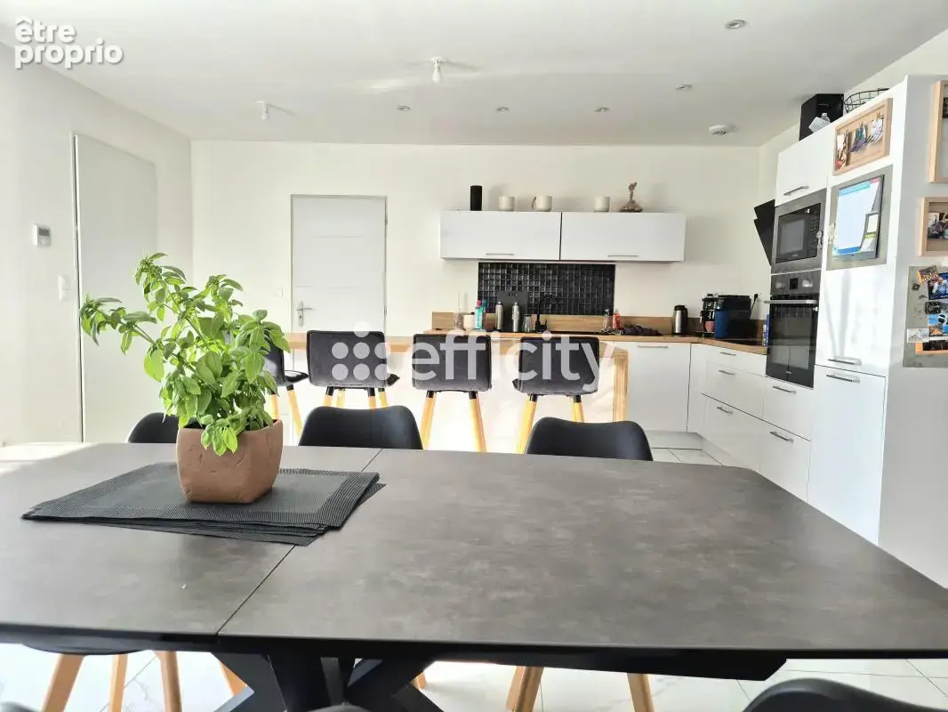 Maison 81 m² à Nissan-Lez-Enserune  - photo 5