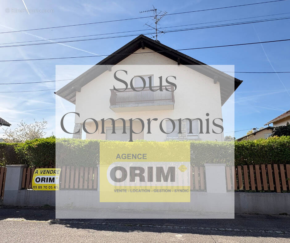 Maison à VILLAGE-NEUF