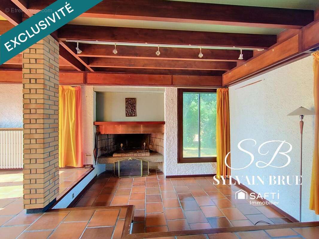 Maison 212 m² à La Ville-Dieu-Du-Temple  - photo 4