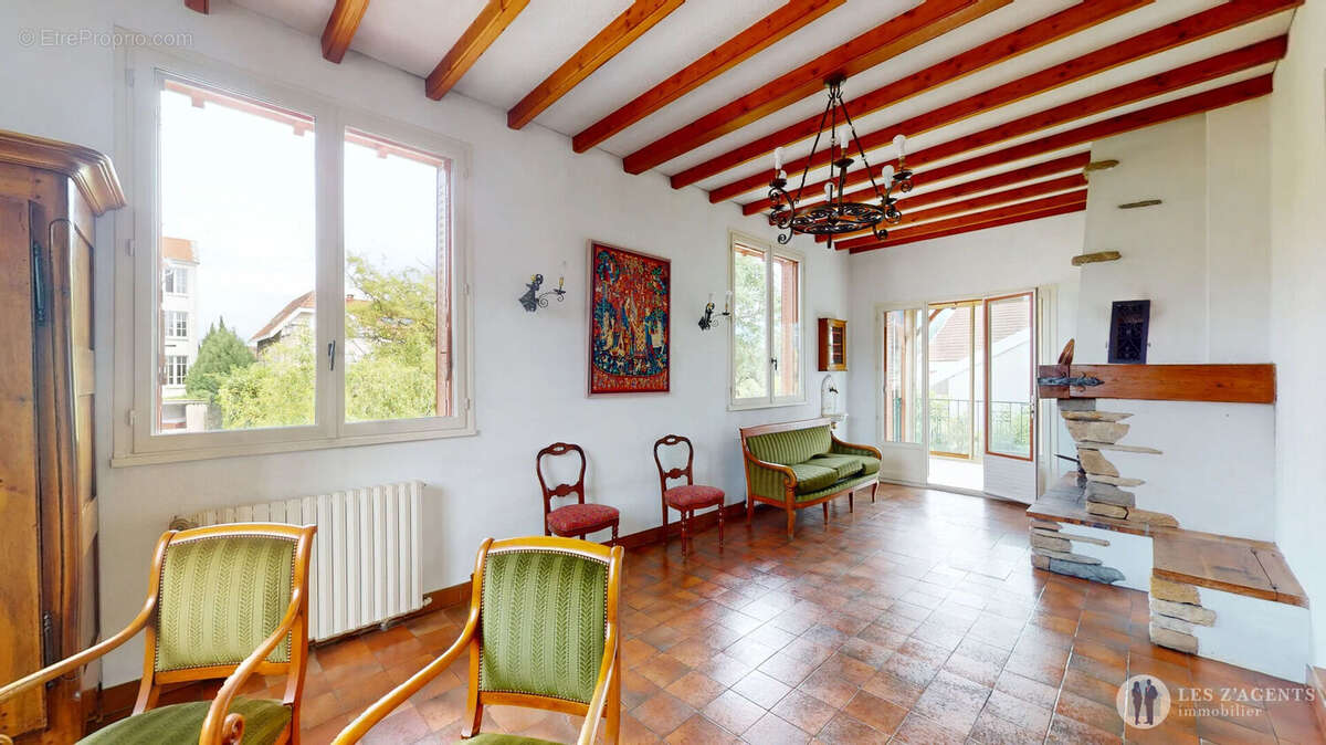 Maison à SAINT-MARTIN-D'HERES