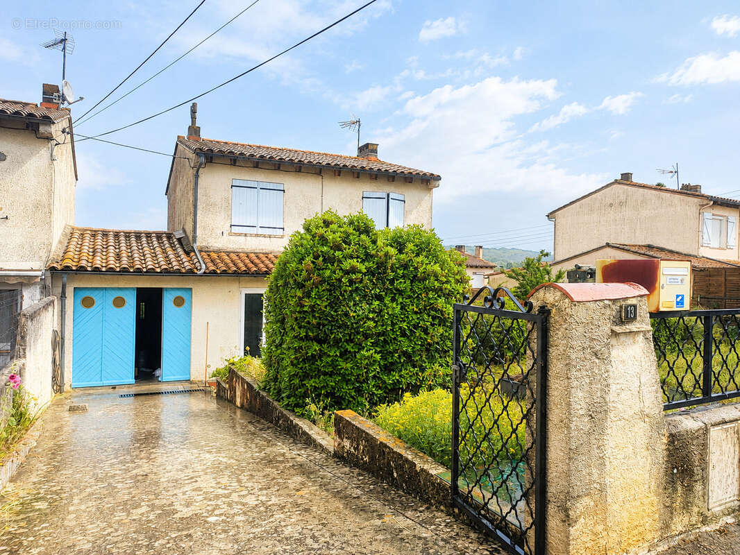 Maison à PALAJA