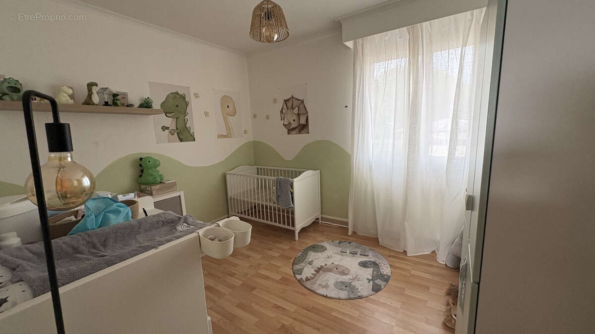 Agréable maison 8 pieces avec jardin et garage individuel - photo 3