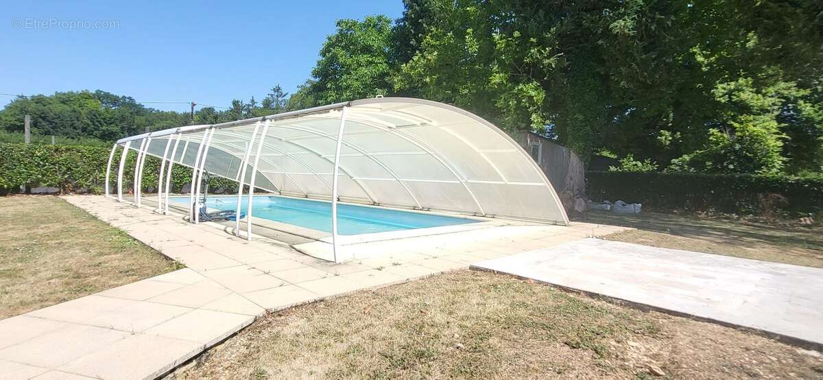 Maison à ROMAZIERES