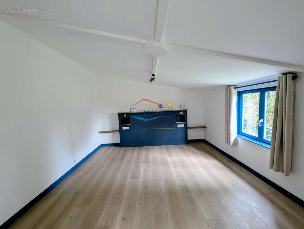 Maison 135 m² à Saffre  - photo 6