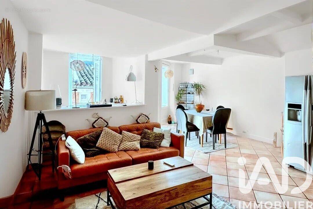 Photo 1 - Appartement à SOLLIES-TOUCAS