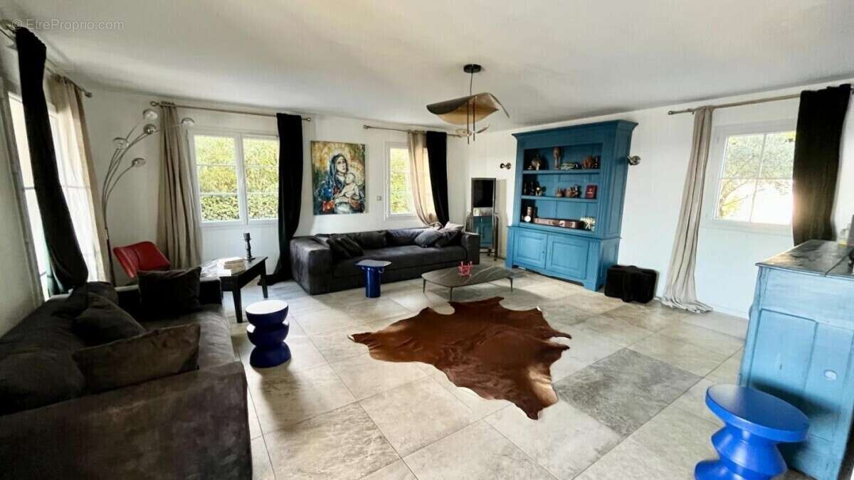 Maison à ROCHEFORT-DU-GARD