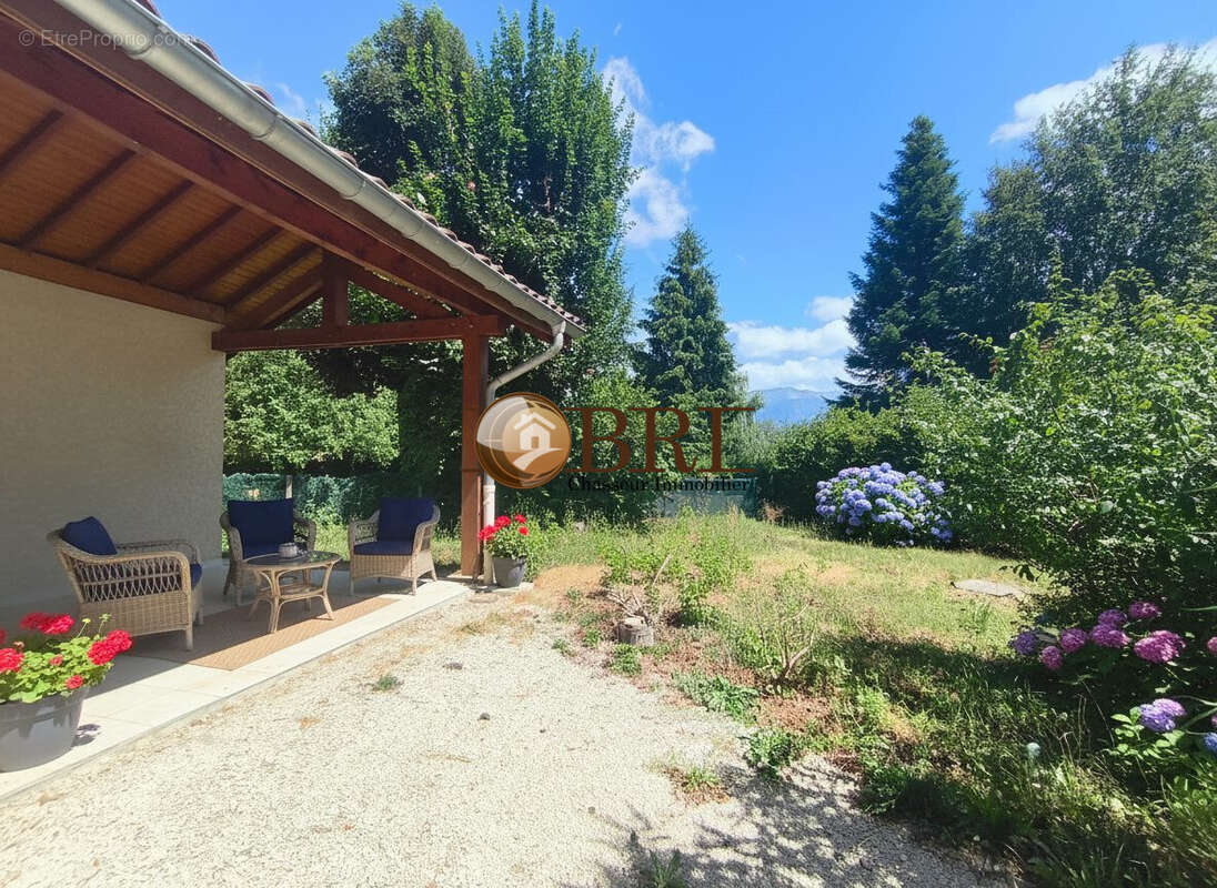 Maison 150 m² à Voiron  - photo 9