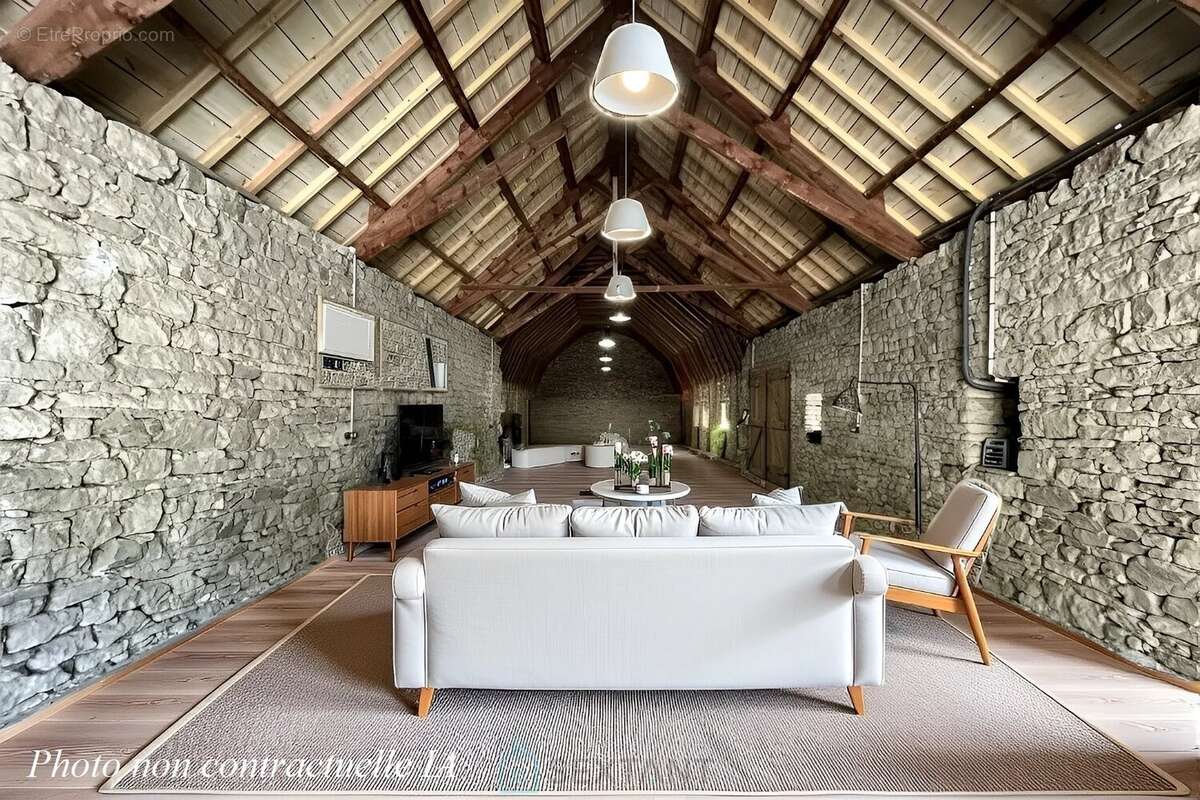 Propriété d'exception  274 m² habitables + 699 m² de dépendances et garages - photo 19