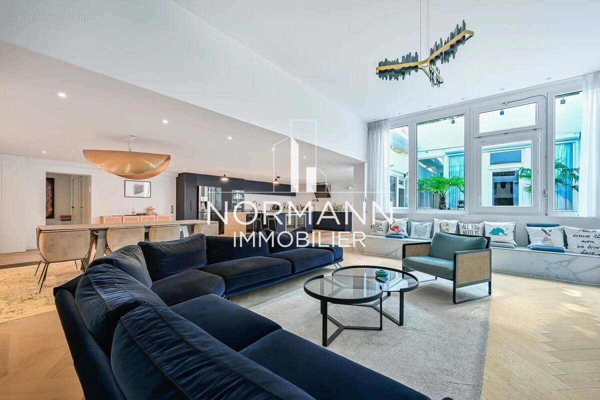 Appartement à SURESNES