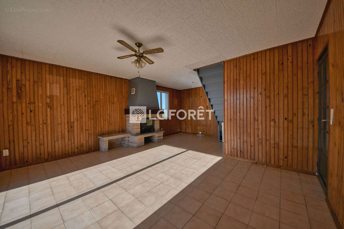 Maison à LISLE-SUR-TARN