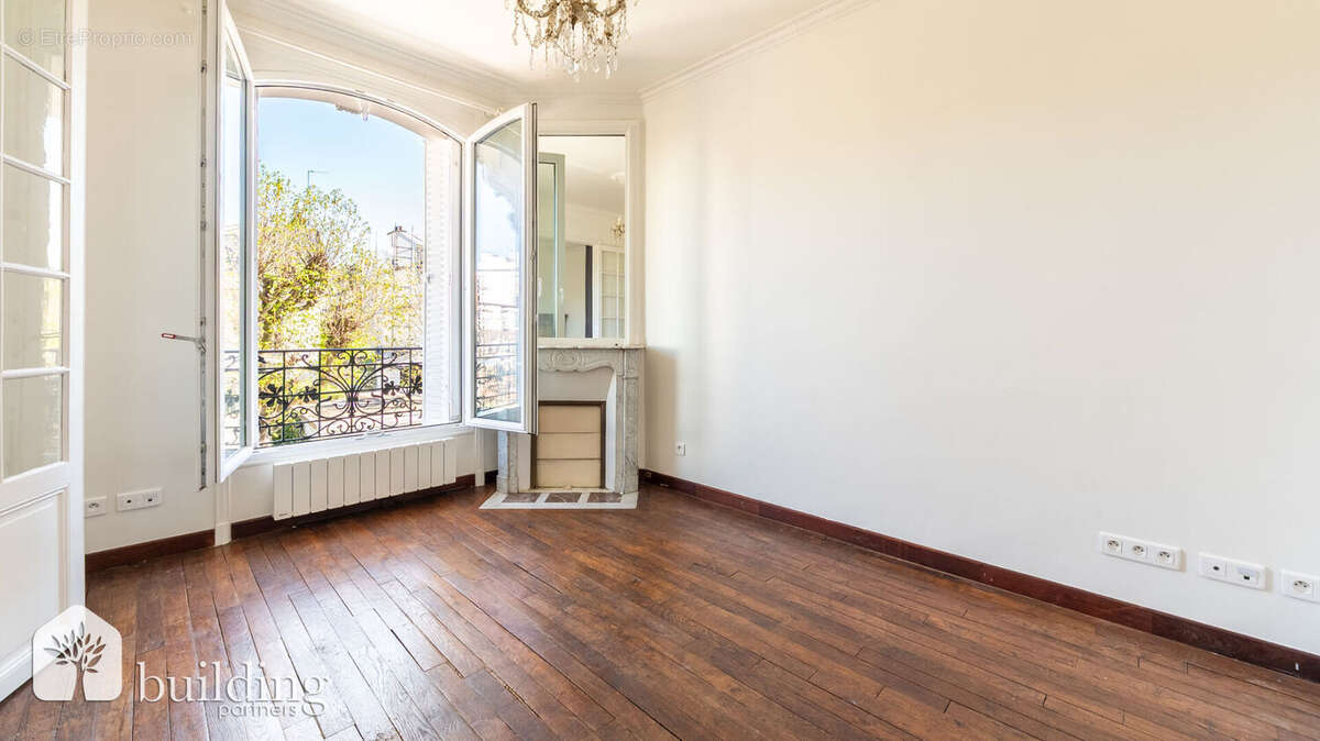 A vendre - Bécon Village - Appartement 3 pièces de 61 m² - photo 6