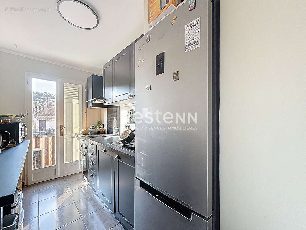 Appartement à VALLAURIS
