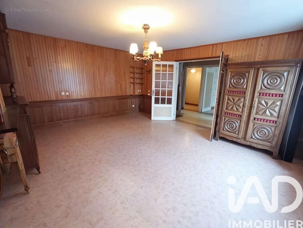 Photo 8 - Maison à LANHOUARNEAU