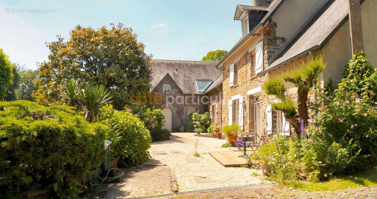 Maison à LA HAYE-PESNEL