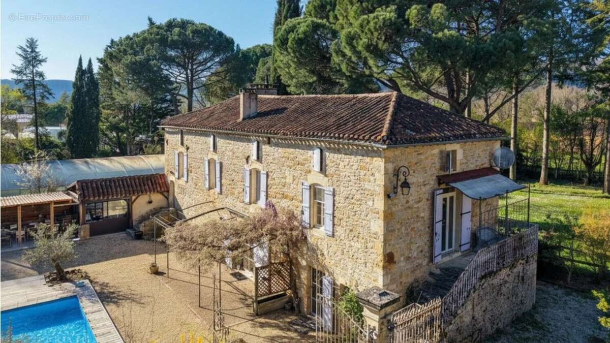Maison à PUY-L'EVEQUE