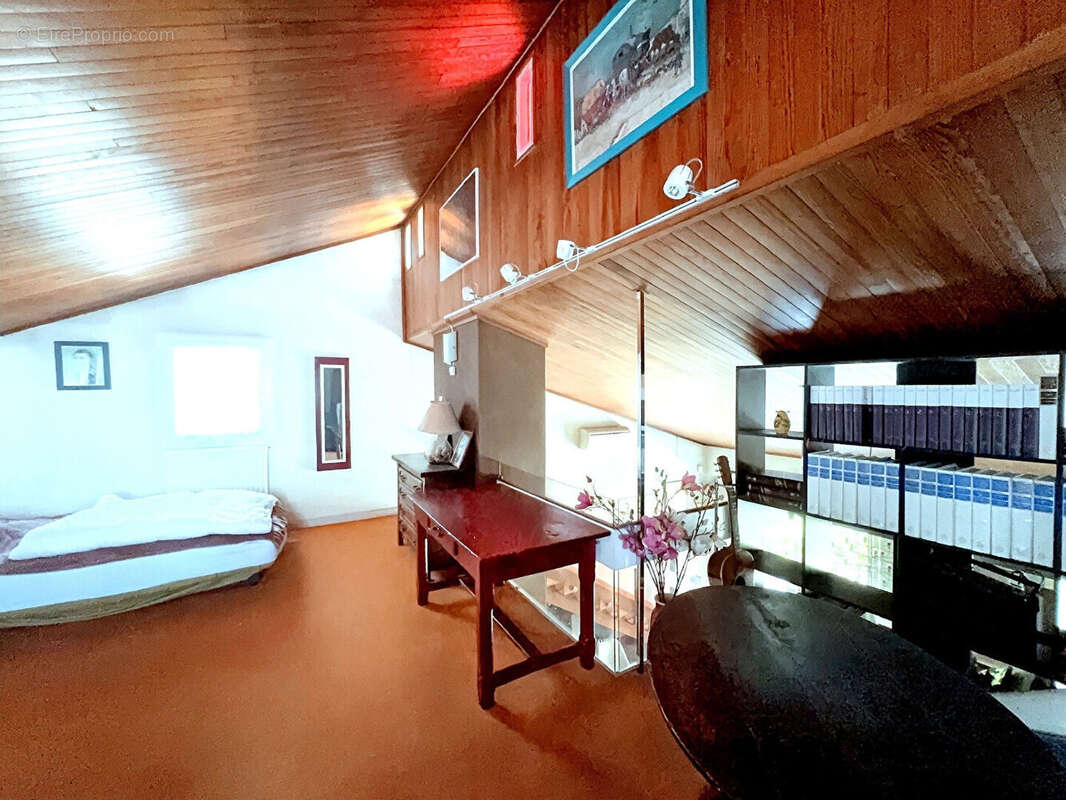 Maison à VILLENEUVE-LES-AVIGNON