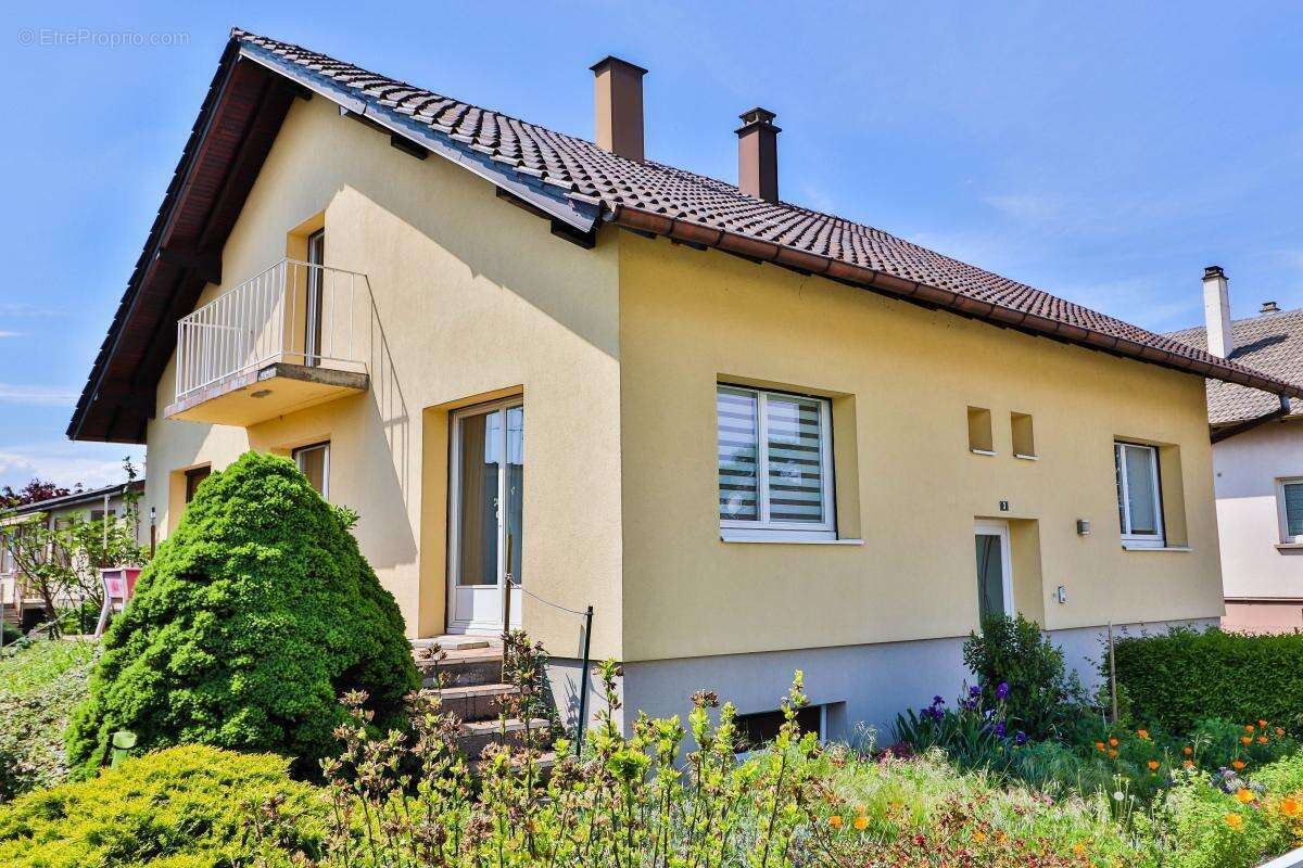 Maison à BIESHEIM