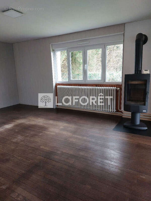 Maison à BOIS-DE-CHAMP