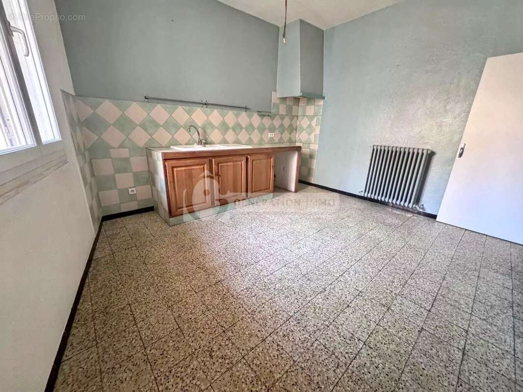 Appartement à EYRAGUES