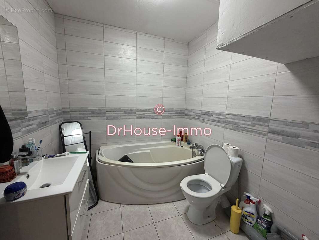 Appartement à ESCAUDAIN