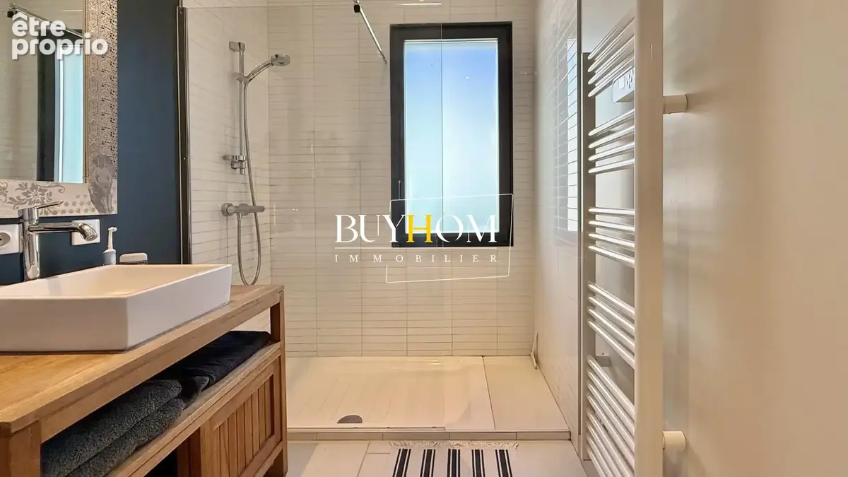 Maison 7 pièces 210 m² à vendre à L'isle-Sur-La-Sorgue (84800) - photo 9