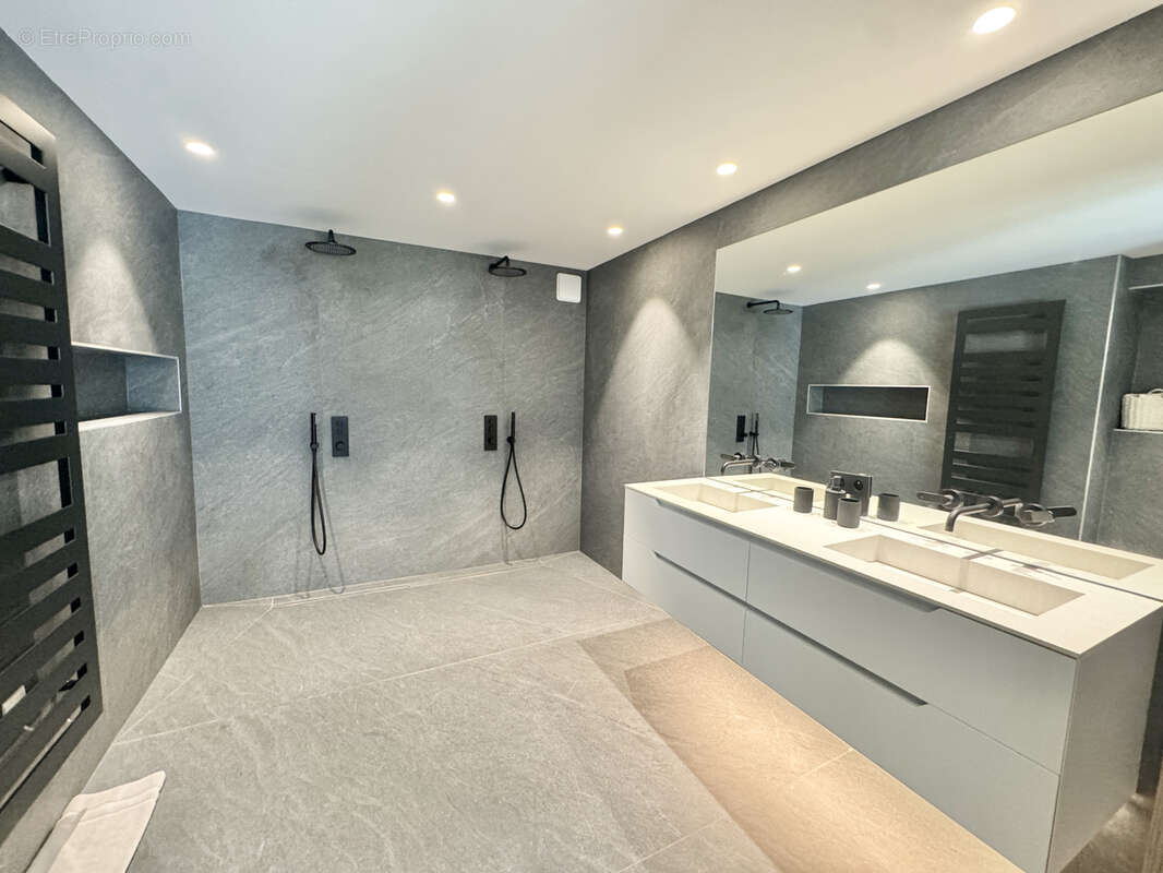 Maison à LA CROIX-VALMER