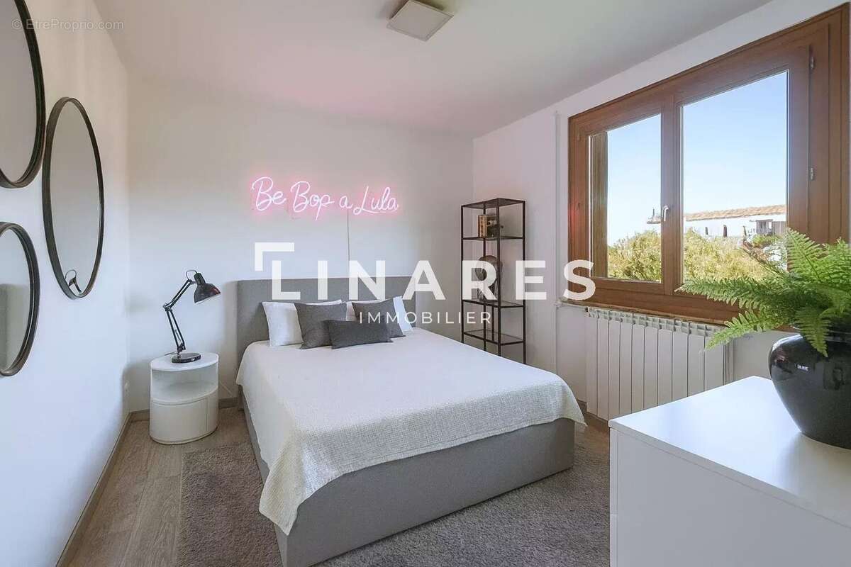 Appartement à MARSEILLE-9E