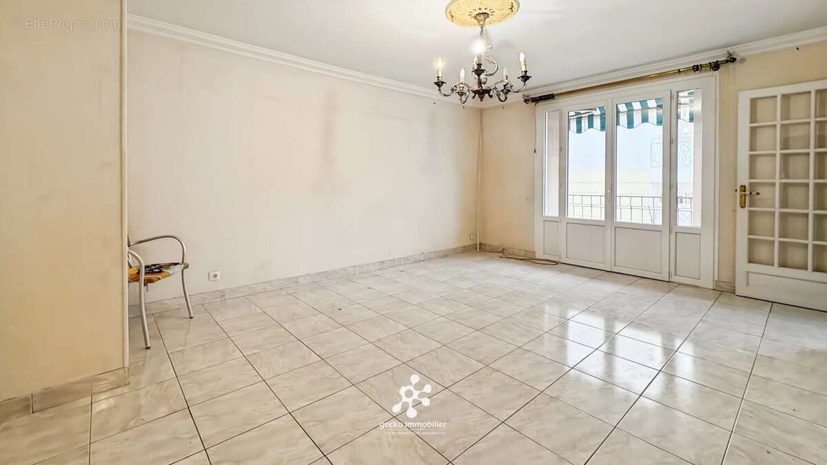 Appartement à CAGNES-SUR-MER