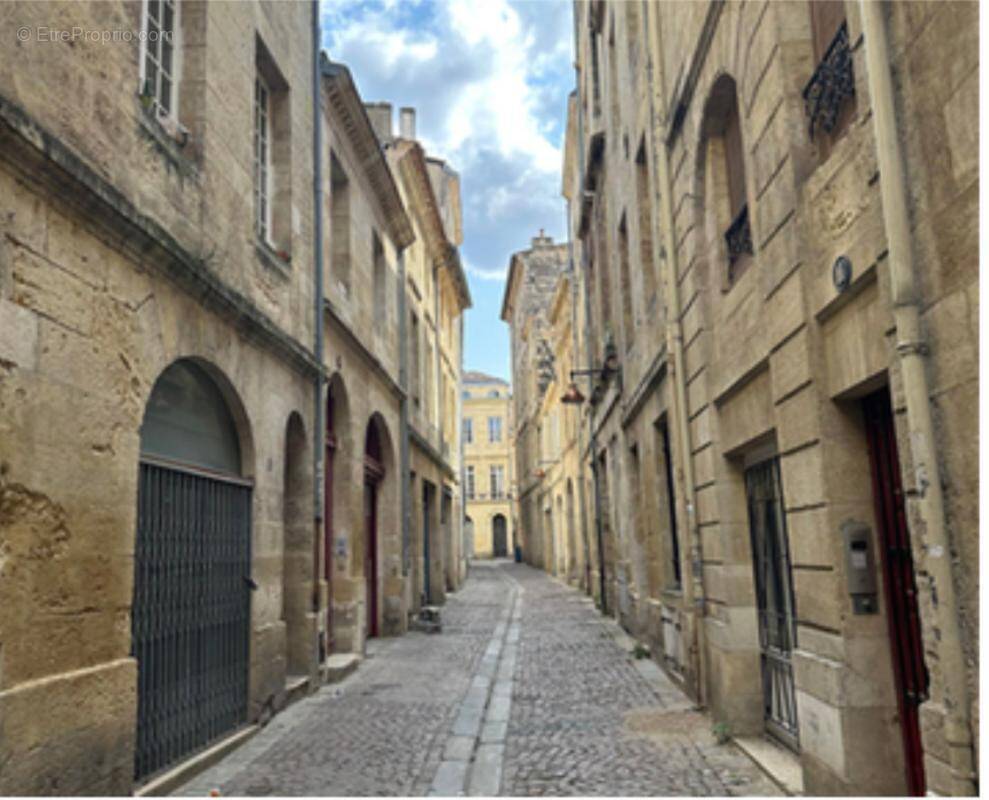 Appartement à BORDEAUX