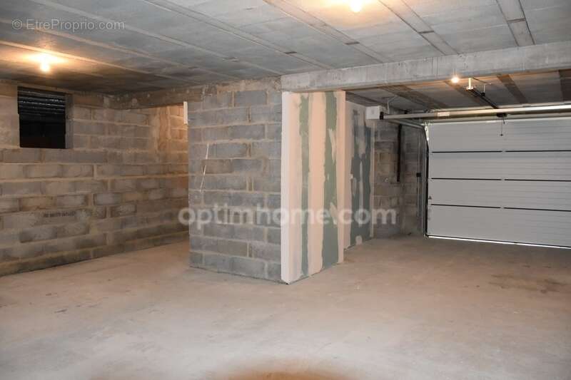 Maison à SAINT-MARCEL