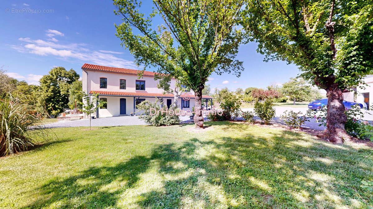 Maison 224 m² à Fiac  - photo 8