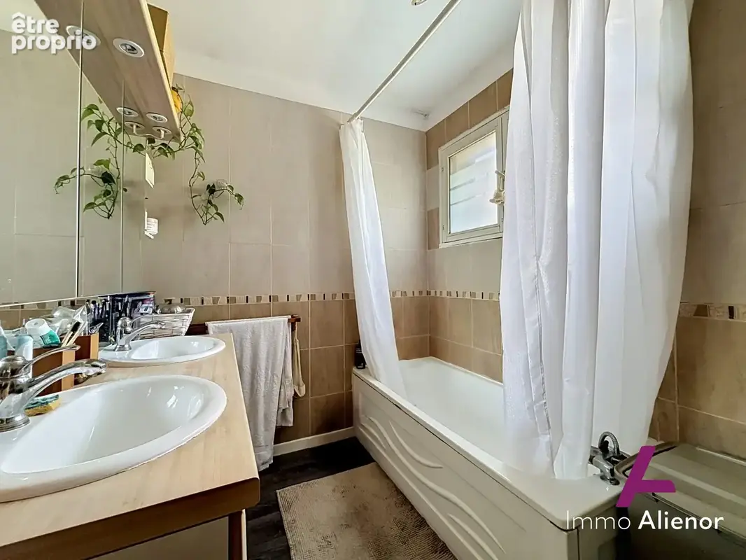 Maison 3 pièces 83 m² à vendre à Eysines (33320) - photo 9