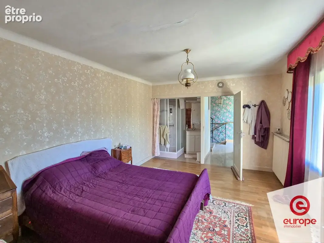 Maison 7 pièces de 166 m2 avec jardin, cour et garage à Asquins, à proximité de Vézelay - photo 6