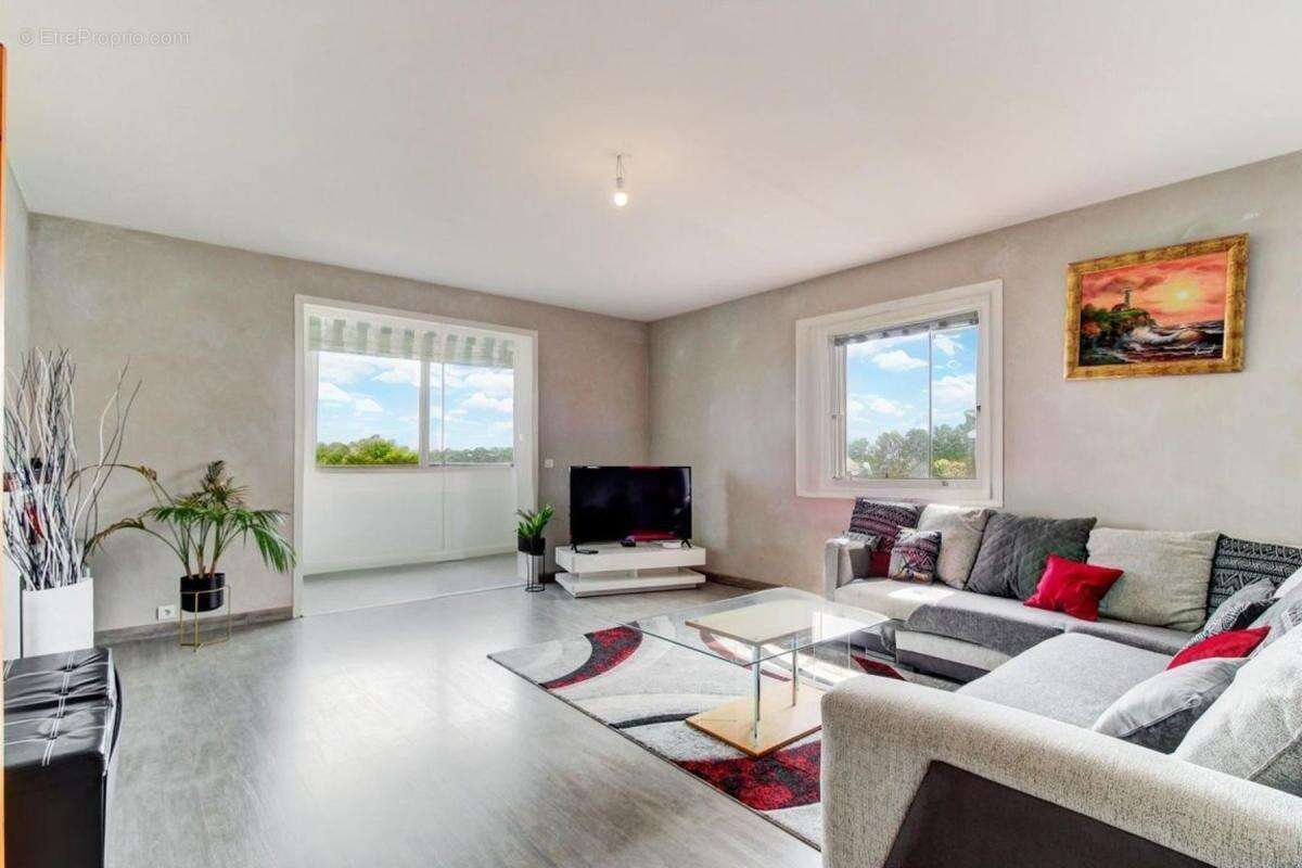 Appartement à VENCE