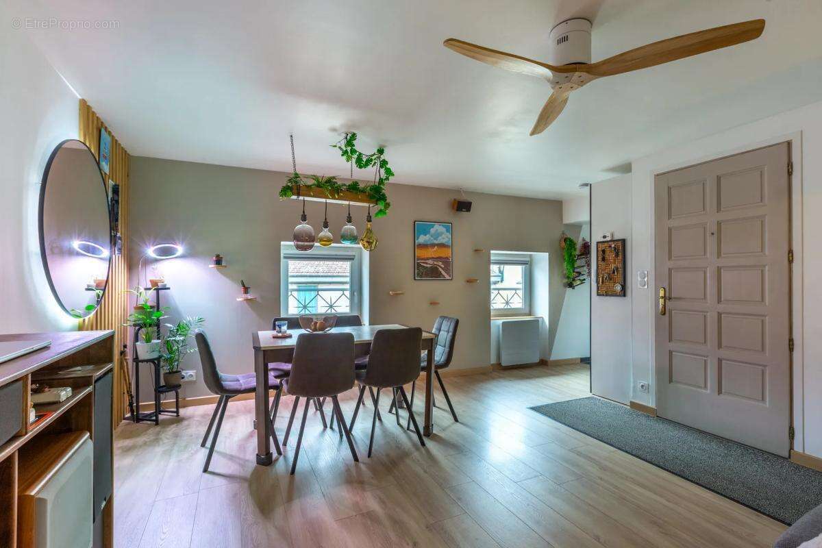 Appartement à L&#039;ARBRESLE