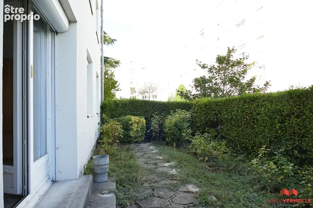 Plateau Mont-Valérien _ Appartement 3 pièces avec rez-de-jardin, cave et box - photo 18