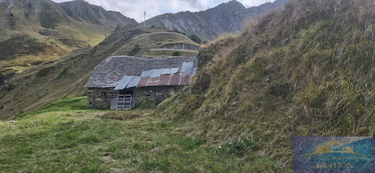 Maison à LUZ-SAINT-SAUVEUR