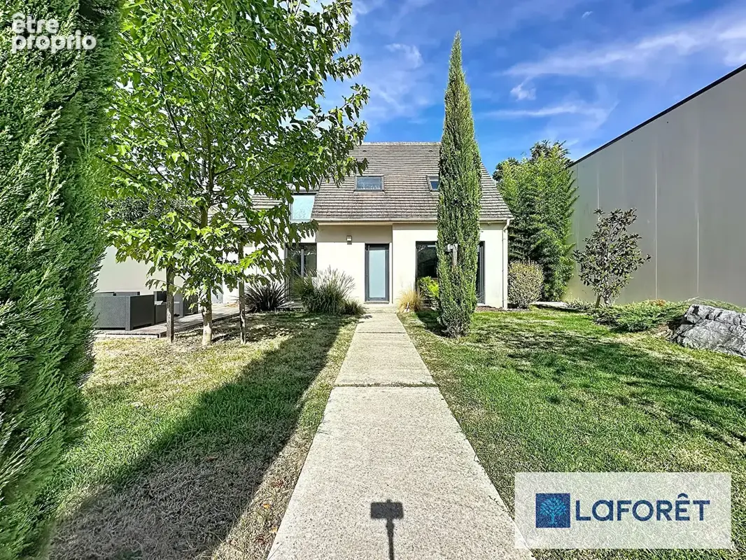 Le plessis trevise -secteur recherche -proche toutes commodites - photo 2