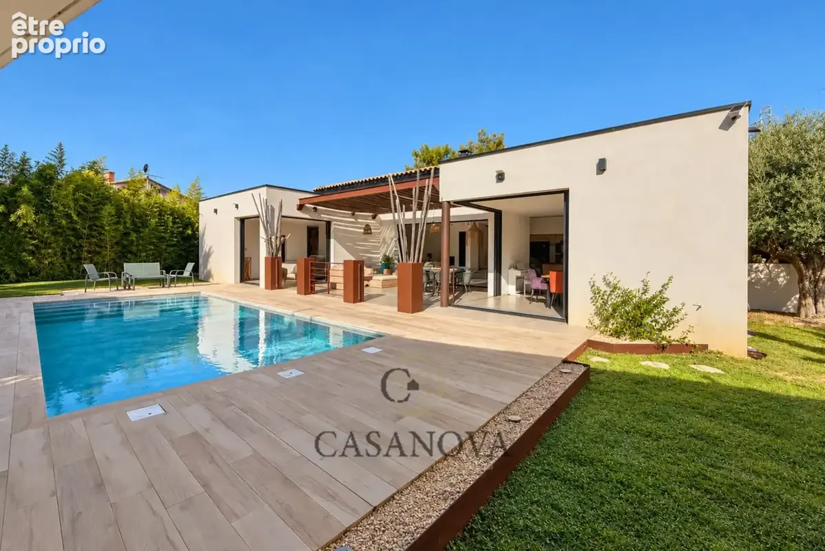 Villa contemporaine avec suite parentale sur piscine, dépendance et jardin paysager à Mireval - photo 4