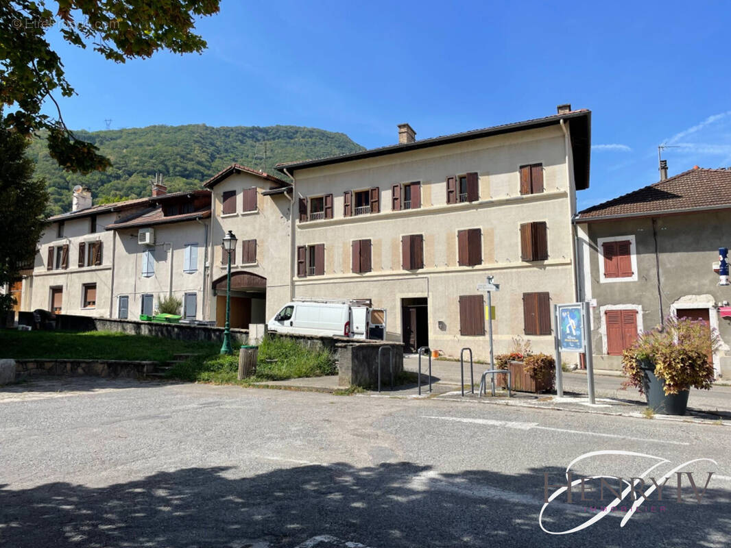 Appartement à NOYAREY