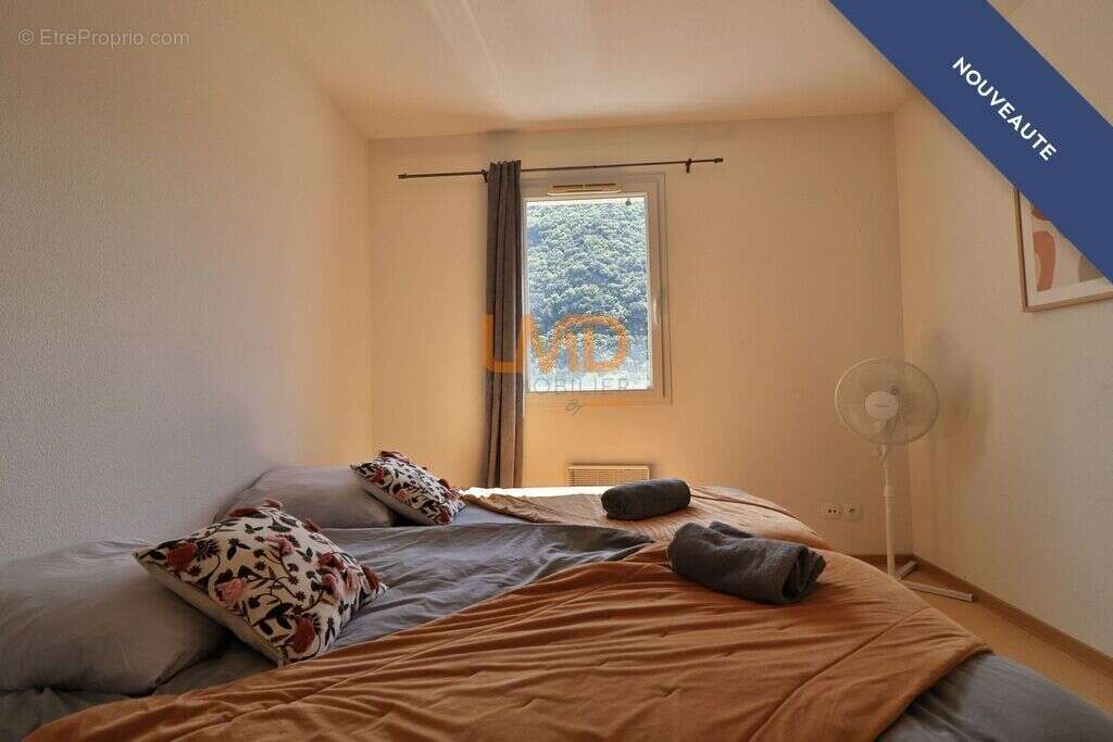 Appartement à AVENE