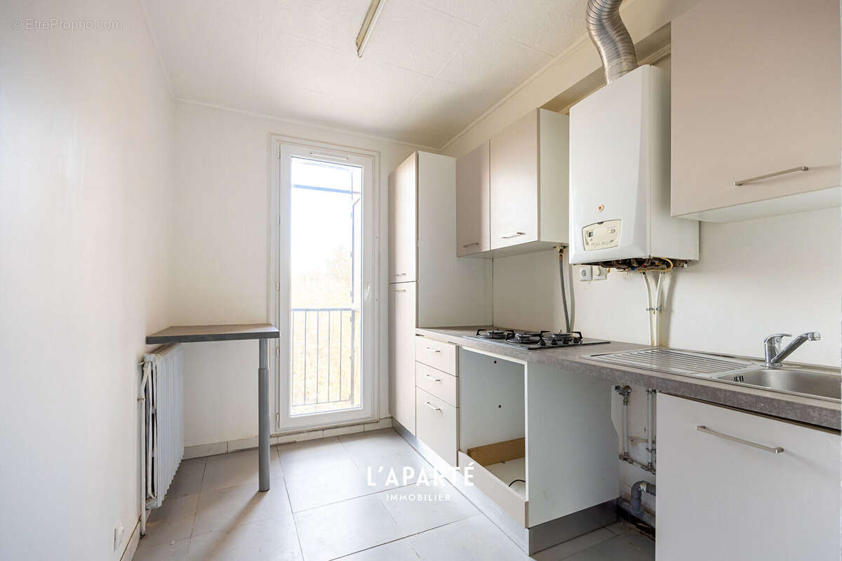 Appartement à MARSEILLE-14E