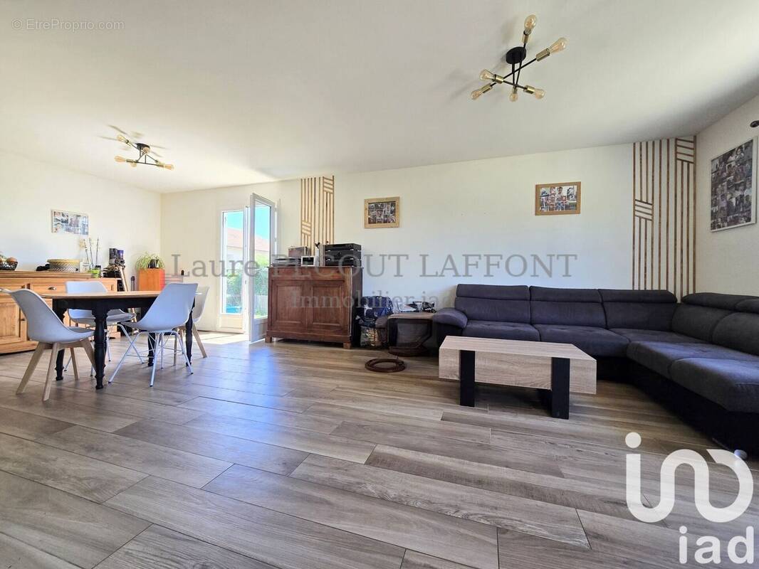 Photo 1 - Maison à SAINT-LOUP-CAMMAS