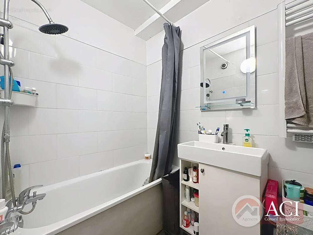 Appartement à EPINAY-SUR-SEINE