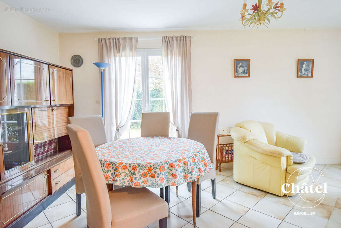 Maison à SAINT-MARD