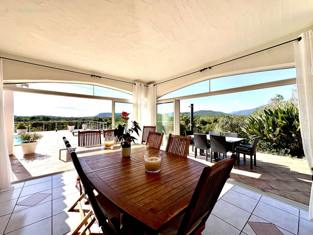 Maison à PORTO-VECCHIO